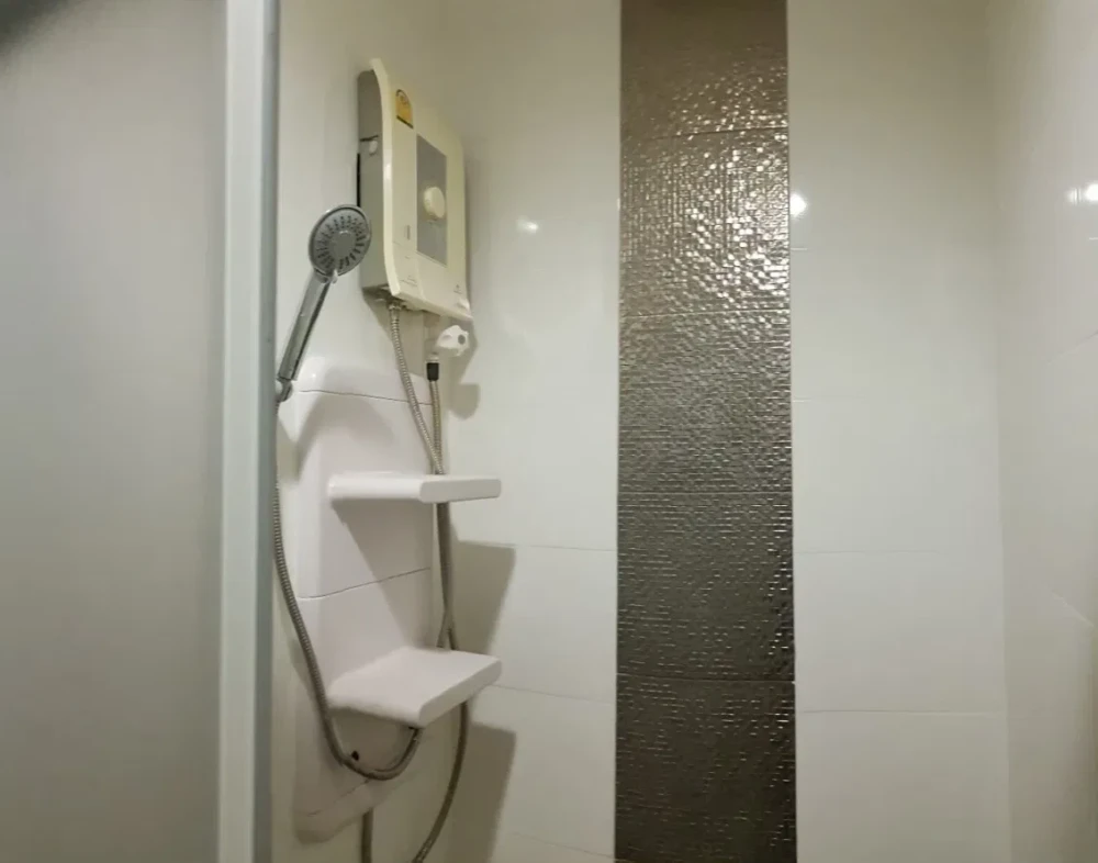 For rent!! Aspire Rama 4, 28th floor, Building A, beautiful room, fully furnished, ready to move in. Don't miss it!!