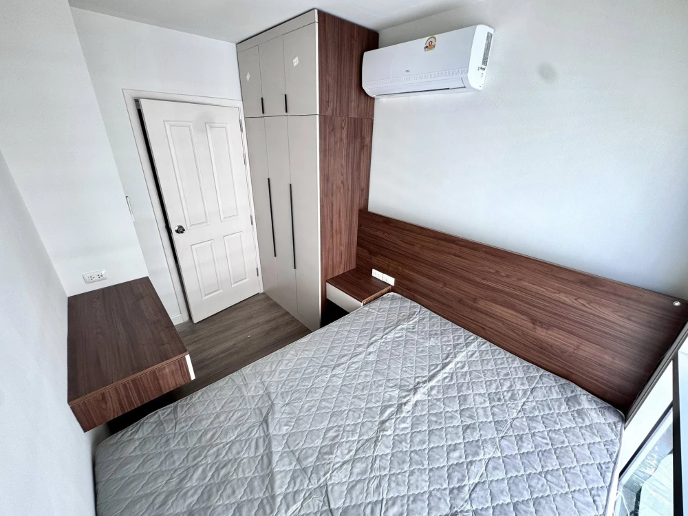 For rent: Aspire Rama 9, spacious room, 22nd floor, high view, comes with complete facilities, hurry and book.