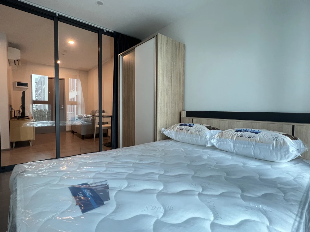 For rent: Aspire Ratchayothin, 4th floor, nice room, complete with furniture and appliances. Reserve now, hurry!