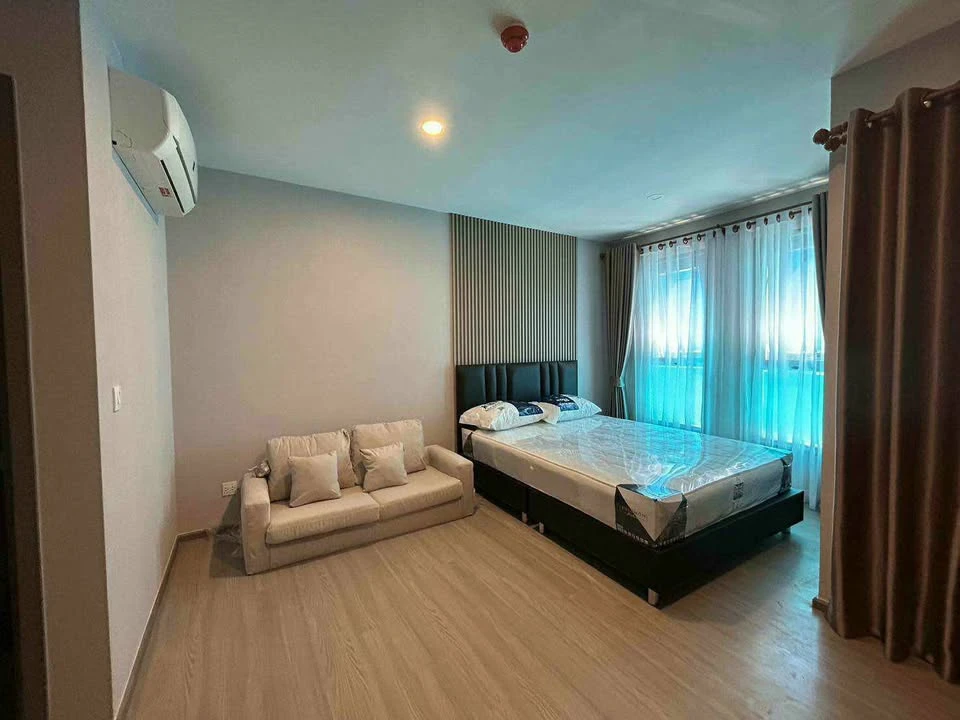 For rent, Aspire Ratchayothin, furnished room, ready to move in, complete facilities, come and reserve today, don't wait.