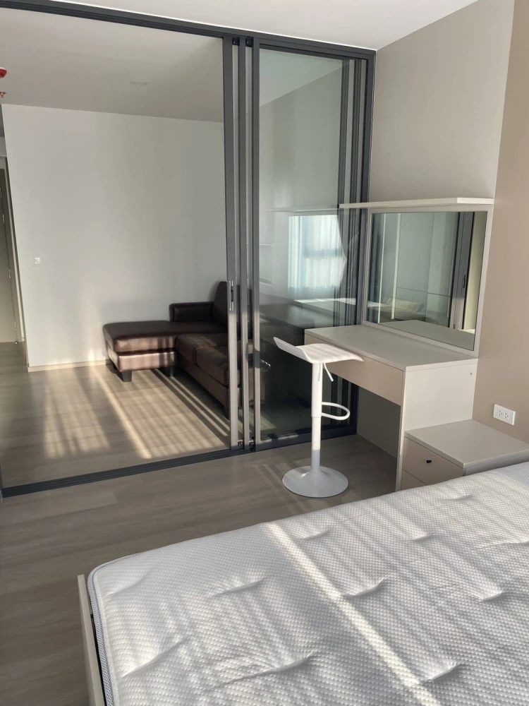 For rent: Aspire Rattanathibet - Weston, swimming pool view, no buildings blocking the view, built-in furniture in the entire room