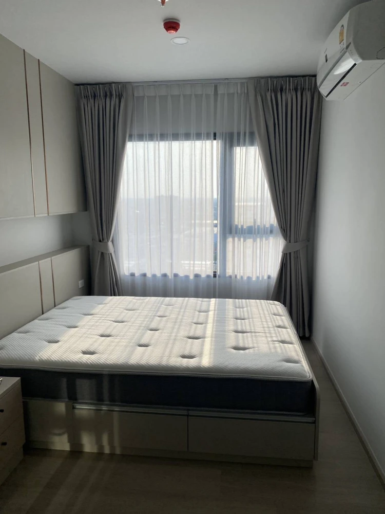 For rent: Aspire Rattanathibet - Weston, swimming pool view, no buildings blocking the view, built-in furniture in the entire room
