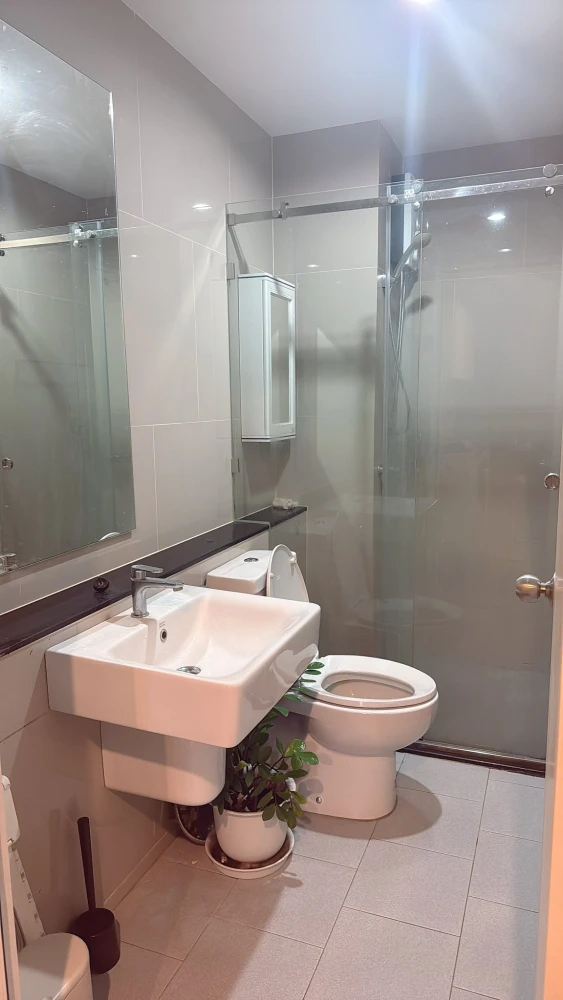 For rent: Aspire Sathorn-Ratchapruek, large room, comfortable, lots of usable space, great price, hurry and reserve now!