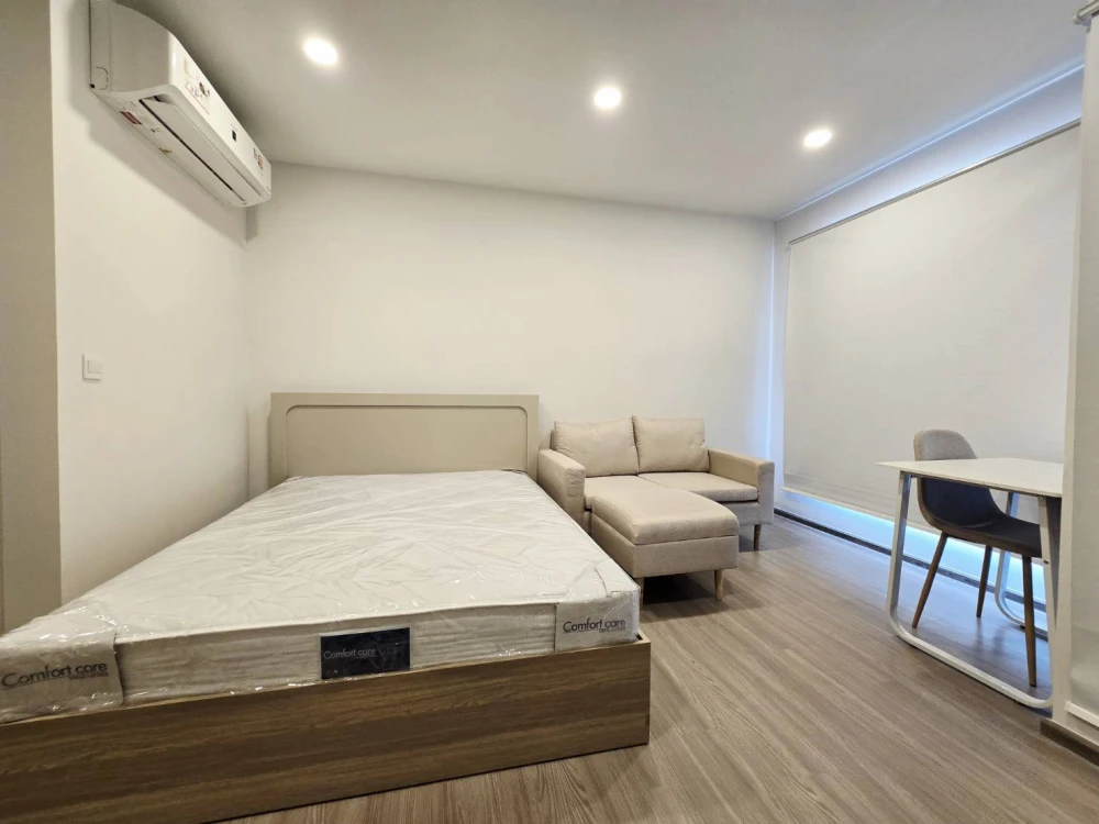 For rent!! Aspire Sukhumvit - Rama 4, 15th floor, fully furnished, ready to move in. Don't miss out!!