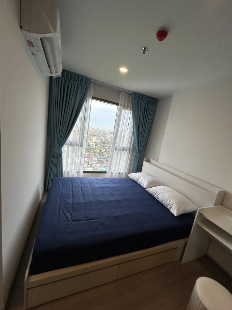 For rent!! Aspire Sukhumvit - Rama 4, 29th floor, fully furnished, ready to move in. Don't miss out!!