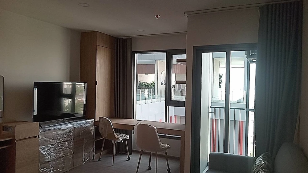 For rent: Aspire Sukhumvit - Rama 4, 8th floor, fully furnished. Book now!