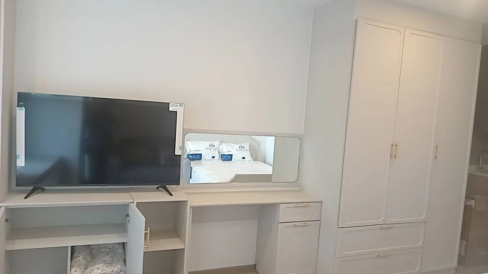 For rent: Aspire Sukhumvit - Rama 4, 8th floor, fully furnished. Book now!