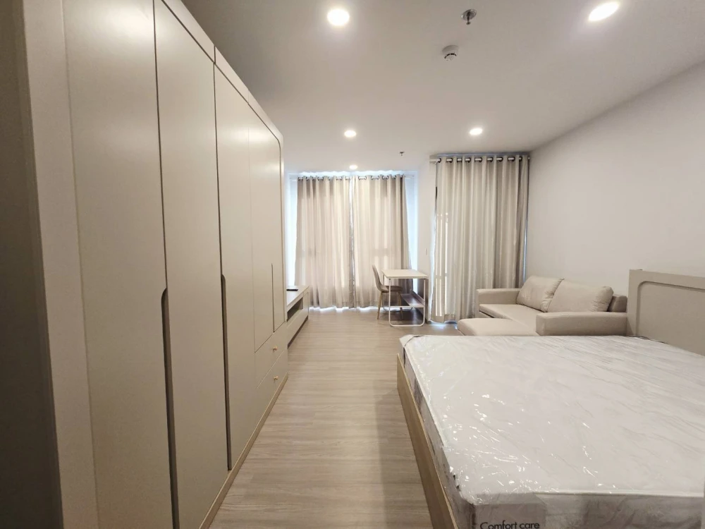 For rent!! Aspire Sukhumvit - Rama 4, 9th floor, beautiful unit, fully furnished, ready to move in. Don't miss out!!