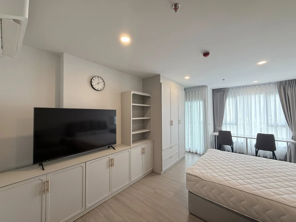 For rent: Aspire Sukhumvit - Rama 4, fully furnished, full electrical appliances, ready to move in.