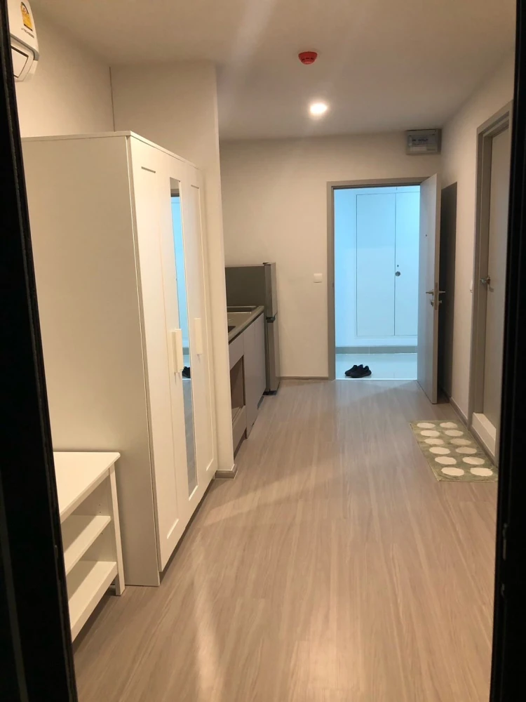 For rent!! Aspire Asoke-Ratchada, 7th floor, Building A, good location condo, good price, convenient transportation, hurry up and book now!!