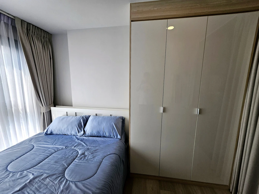 For rent: Aspire On Nut Station, 5th floor, fully furnished, very livable. Book now! Don't miss out!