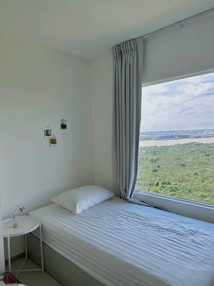 For rent, Aspire Erawan, ready to move in, high floor, furnished, reserve now.