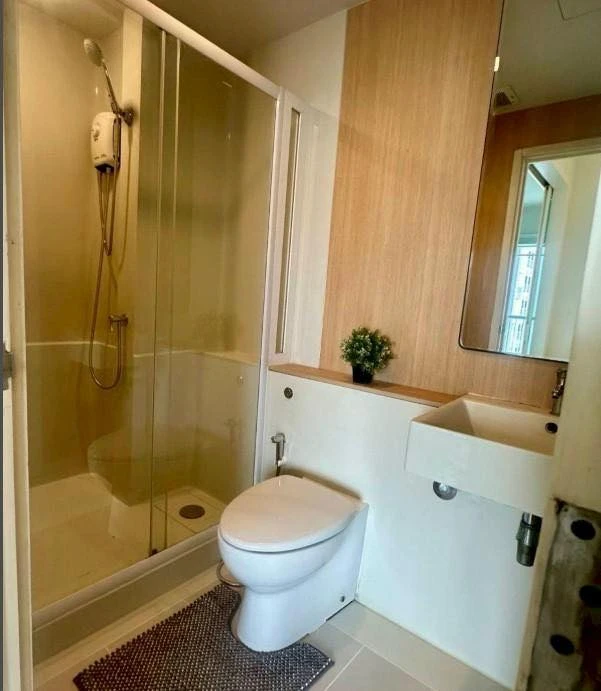 For rent: Aspire Ratchada-Wong Sawang, fully furnished room, ready to move in. If interested, hurry and book now. Don't miss out! Hurry!