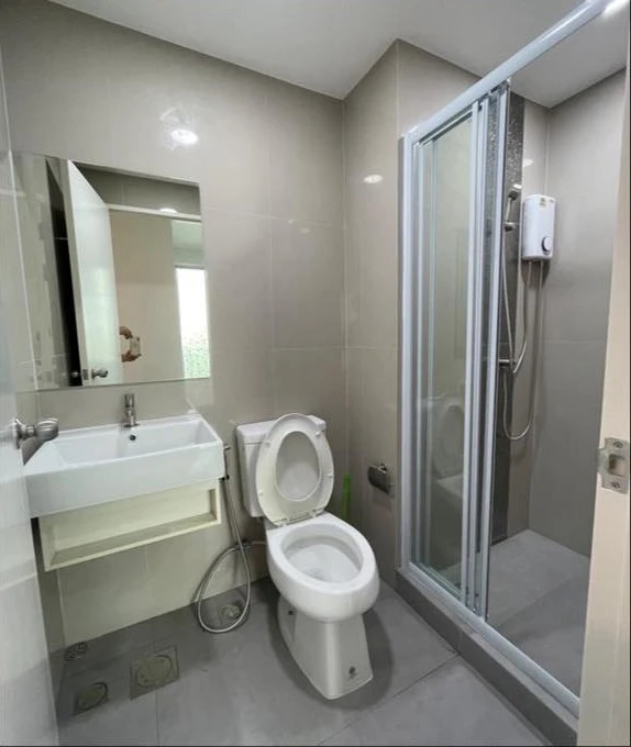 For rent: Happy Condo Don Mueang The Terminal, Building E, 3rd floor, corner room, very quiet, fully furnished, reserve now!