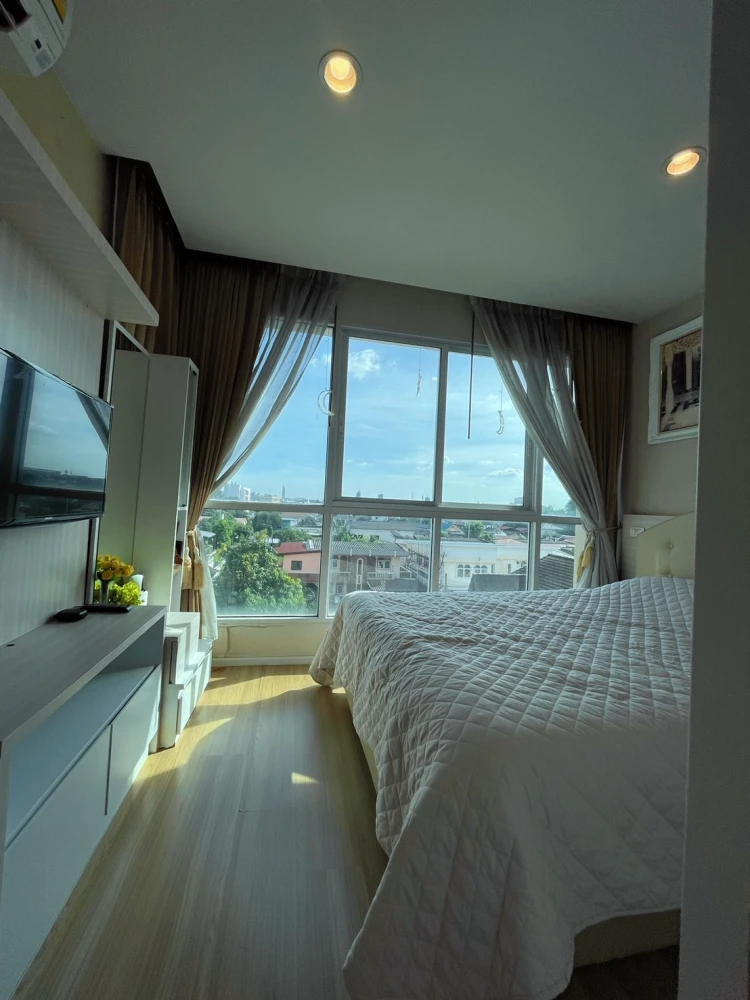 For rent: Happy Condo Lat Phrao 101, spacious room, comfortable, fully furnished, ready to move in!