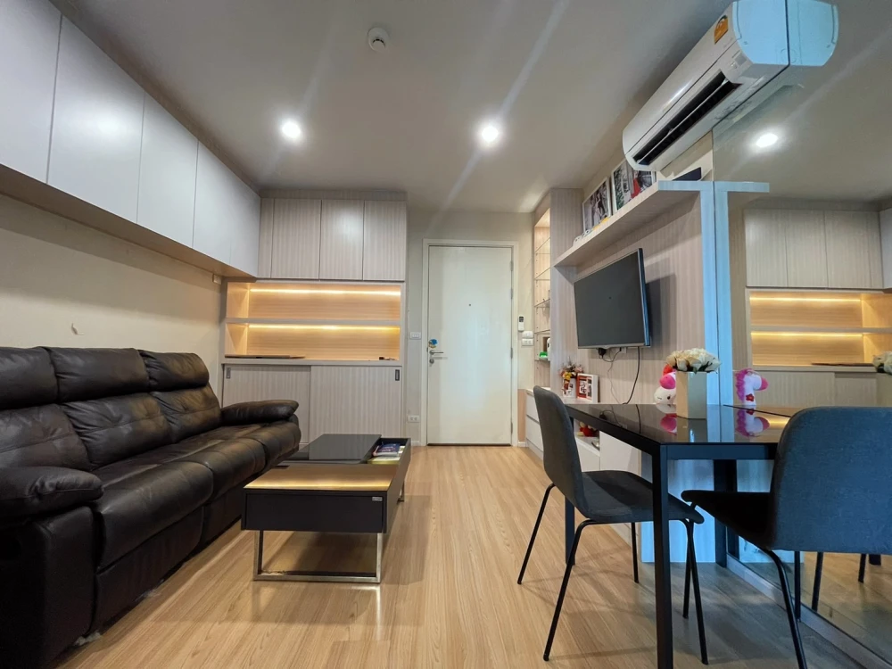 For rent: Happy Condo Lat Phrao 101, spacious room, comfortable, fully furnished, ready to move in!