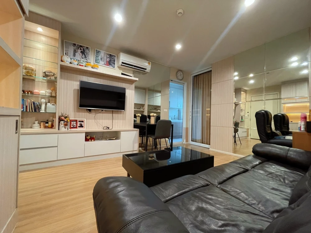 For rent: Happy Condo Lat Phrao 101, spacious room, comfortable, fully furnished, ready to move in!