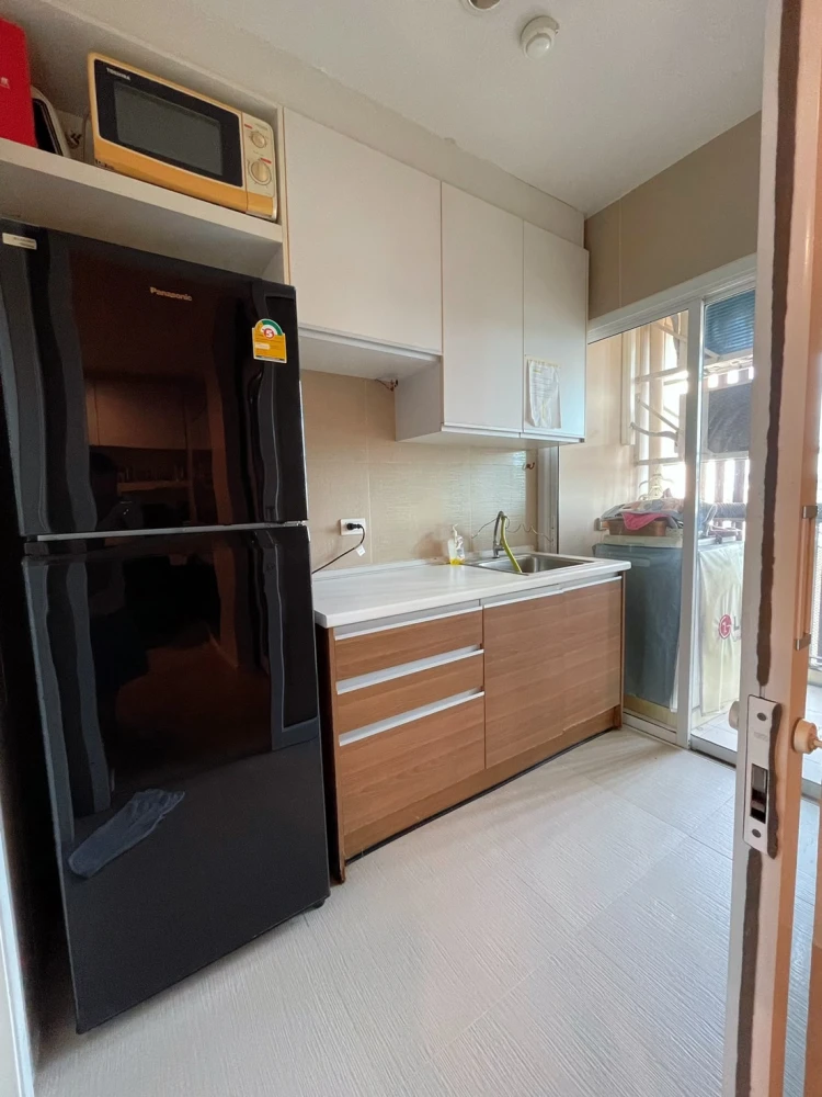 For rent: Happy Condo Lat Phrao 101, spacious room, comfortable, fully furnished, ready to move in!