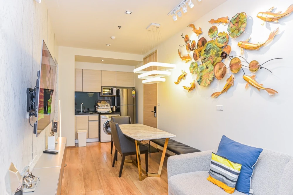 For rent, Park 24 project, spacious and comfortable room, comes with complete facilities. Don't miss out on this, hurry and book now++