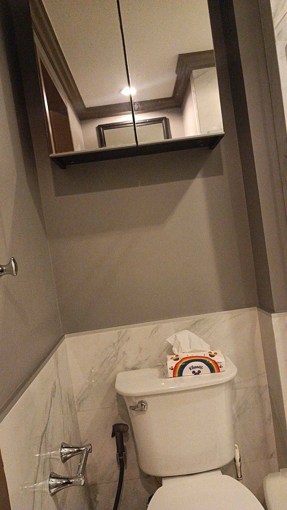 For rent The Reserve Kasemsan 3 project, Building A, 5th floor, fully furnished, ready to move in.