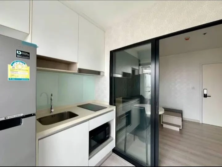 For rent: Skyline Ratchaprarop project, ready to move in, furnished + full facilities, affordable price, if you don't book, you'll miss out+++