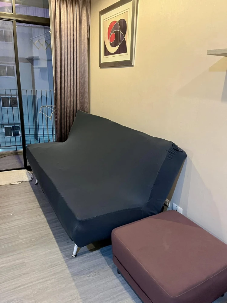 For rent: Clover Lat Phrao 83, convenient transportation, fully furnished + electrical appliances. Hurry, it'll be gone soon.