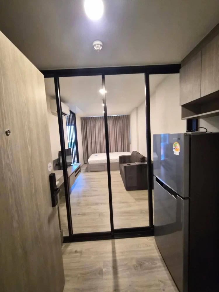 For rent: So Origin Phaholyothin 69 Station, fully furnished with appliances and a Smart Built-in Closet. A must-see!
