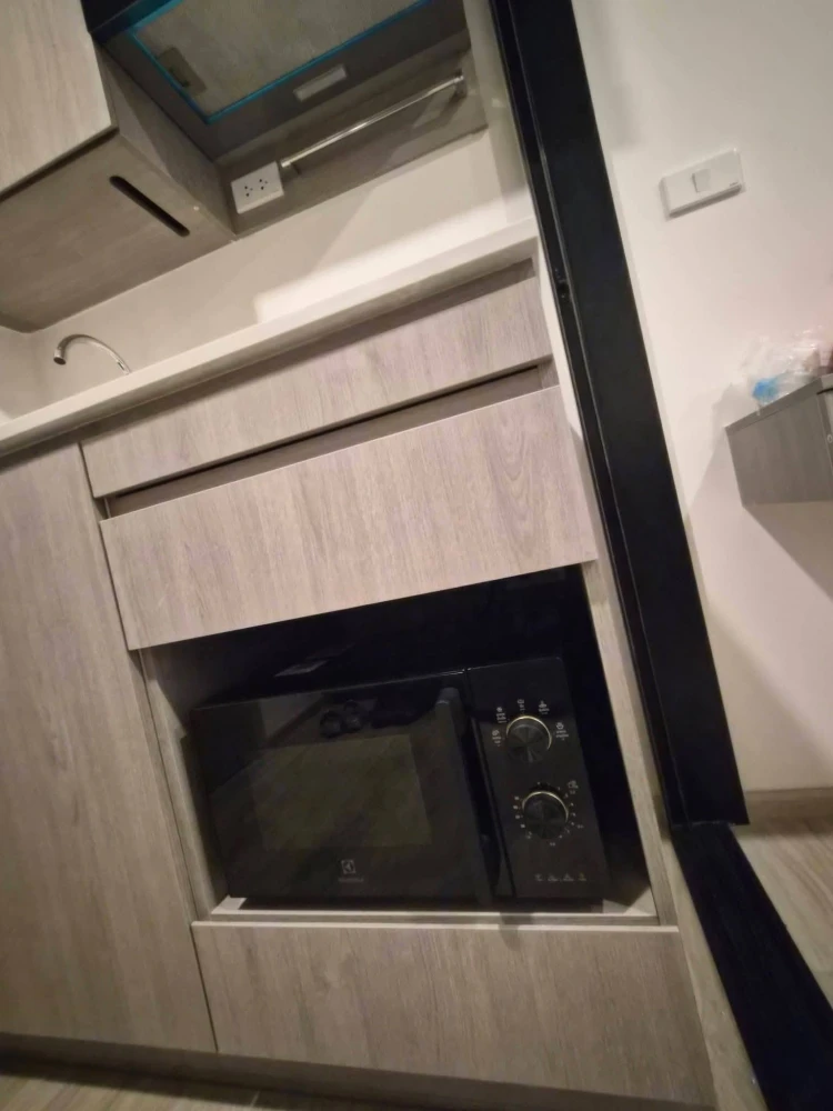 For rent: So Origin Phaholyothin 69 Station, fully furnished with appliances and a Smart Built-in Closet. A must-see!