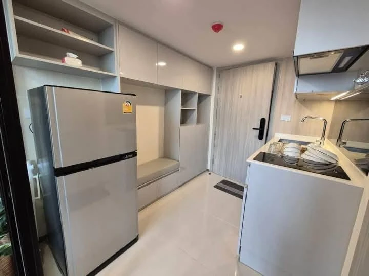 For rent: So Origin Kaset Interchange, Duplex room, 4.2 meter high ceiling, 11th floor, very beautiful view, must book!