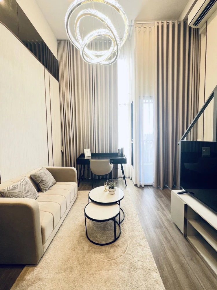 For rent: So Origin Kaset Interchange. Spacious and comfortable room with full furnishings. Book now!