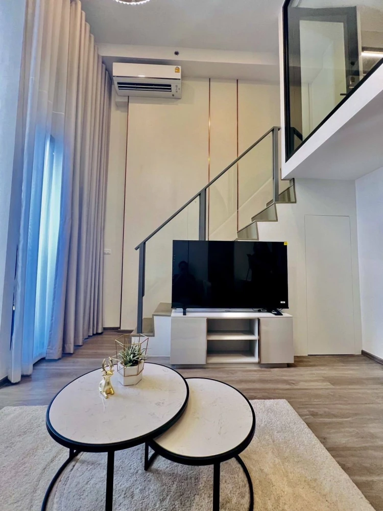 For rent: So Origin Kaset Interchange. Spacious and comfortable room with full furnishings. Book now!