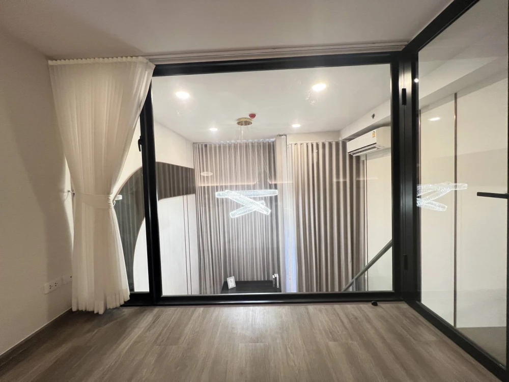 For rent: So Origin Kaset Interchange. Spacious and comfortable room with full furnishings. Book now!