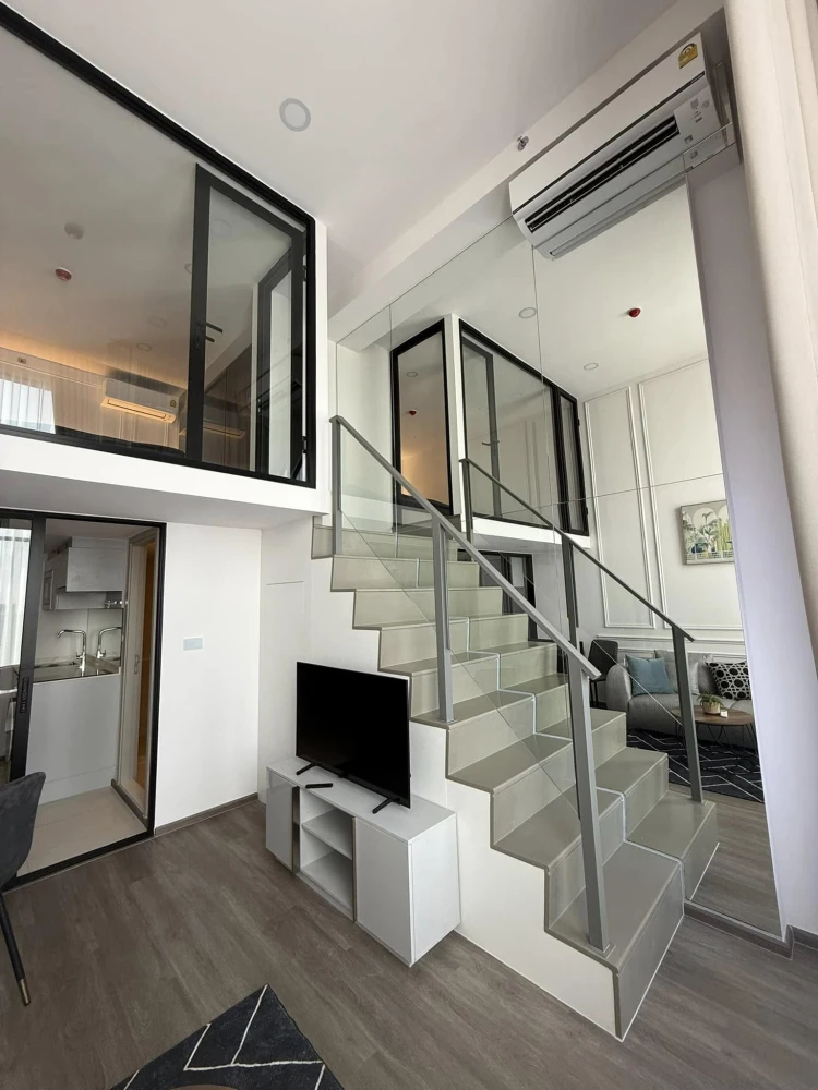 For rent: So Origin Kaset Interchange, a nice room, fully furnished, all in one place. I must say that you definitely can't miss it.