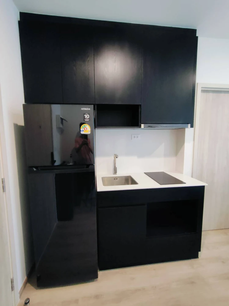 For rent Noble New District R9, 4th floor, position A15, high floor, corner room. Interested, hurry and reserve now. Don't miss out.