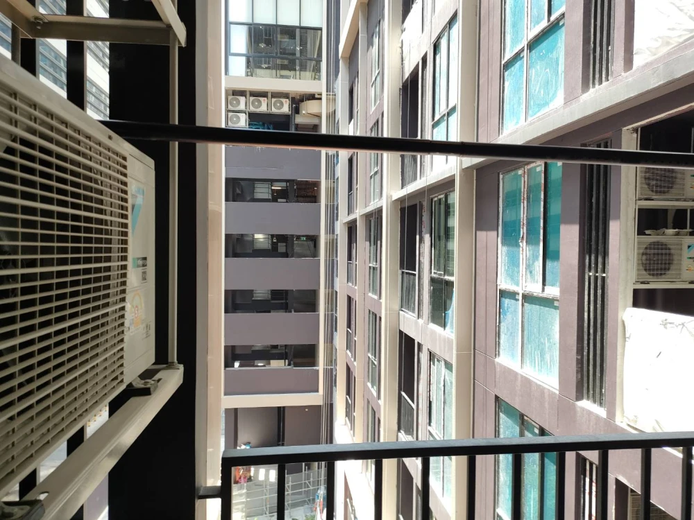 For rent Noble New District R9, 4th floor, position A15, high floor, corner room. Interested, hurry and reserve now. Don't miss out.