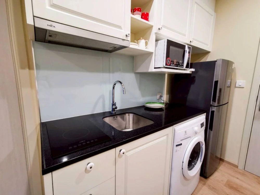 For rent: Noble Recole Sukhumvit 19, 12th floor, fully furnished, very livable. Book now! (Quickly!)