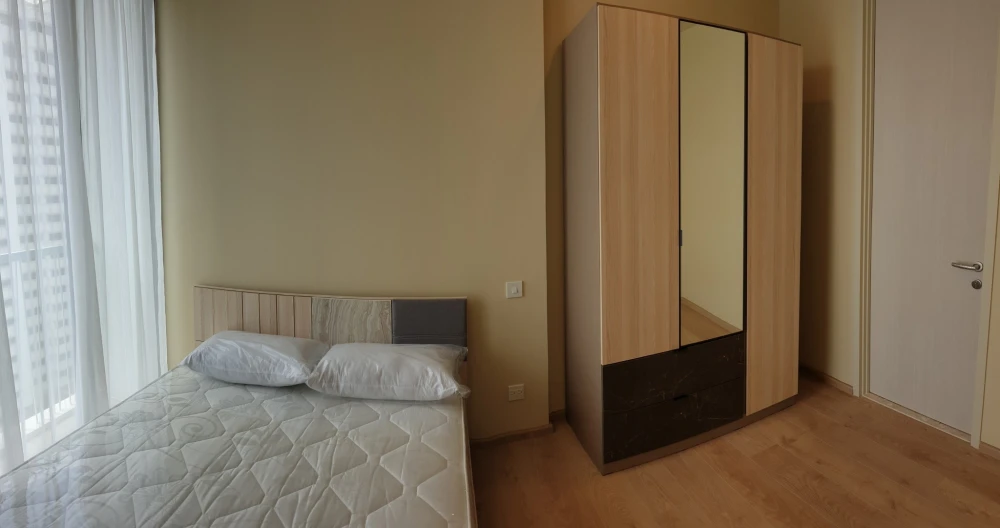 For rent: Noble Recole Sukhumvit 19, spacious room, airy and comfortable, simply decorated, fully equipped, book now.