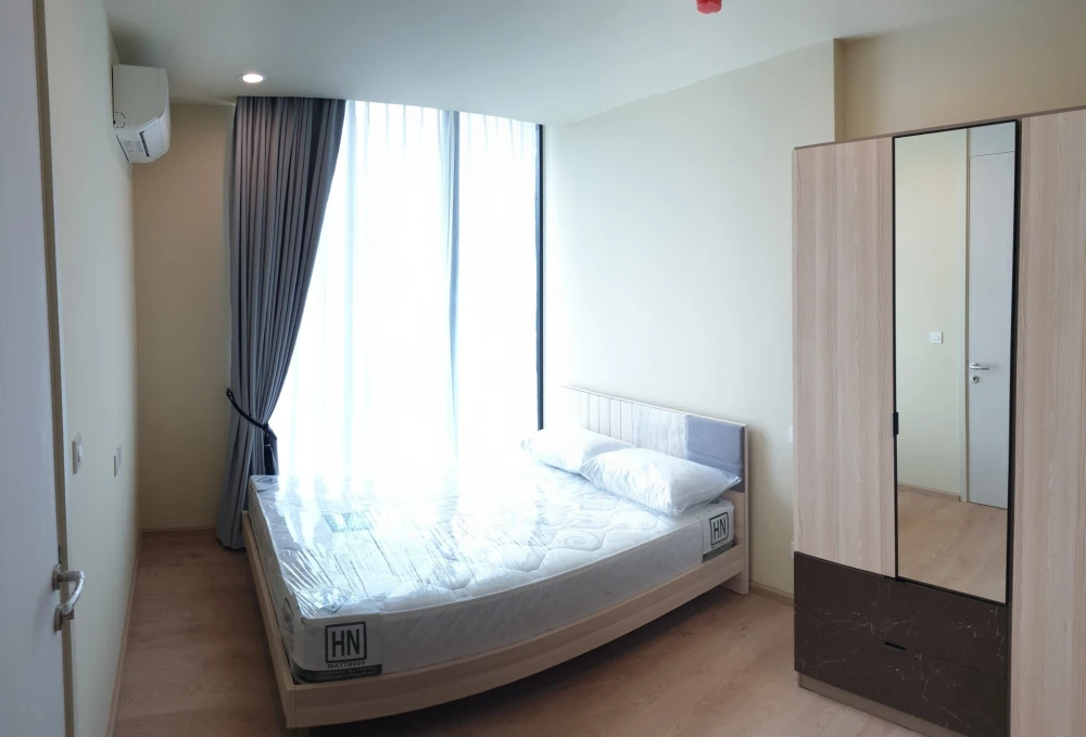 For rent: Noble Recole Sukhumvit 19, spacious room, airy and comfortable, simply decorated, fully equipped, book now.