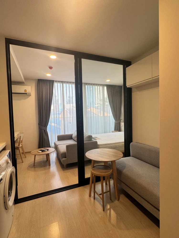 For rent: Noble Ambience Sukhumvit 42, fully furnished unit, very livable. Book now! (Quickly!)