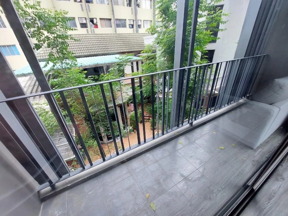 For rent: Modiz Lat Phrao 18, 2 bedrooms, 2 bathrooms, fully furnished, washing machine included, urgent