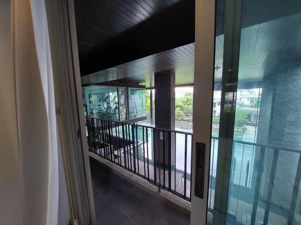 For rent: Modiz Lat Phrao 18, 2 bedrooms, 2 bathrooms, fully furnished, washing machine included, urgent