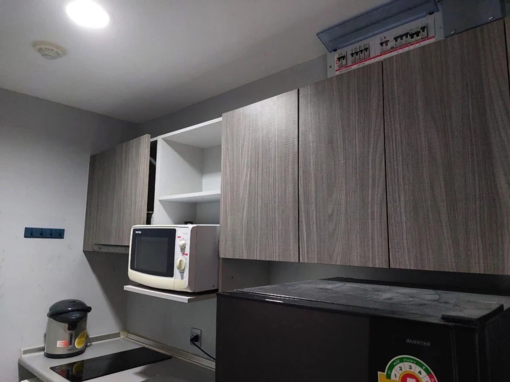 For rent: Modiz Lat Phrao 18, 2 bedrooms, 2 bathrooms, fully furnished, washing machine included, urgent