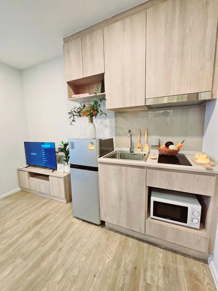 For rent: Modiz Sukhumvit 50, 7th floor, Building B, 1 bedroom, fully furnished, ready to reserve now.