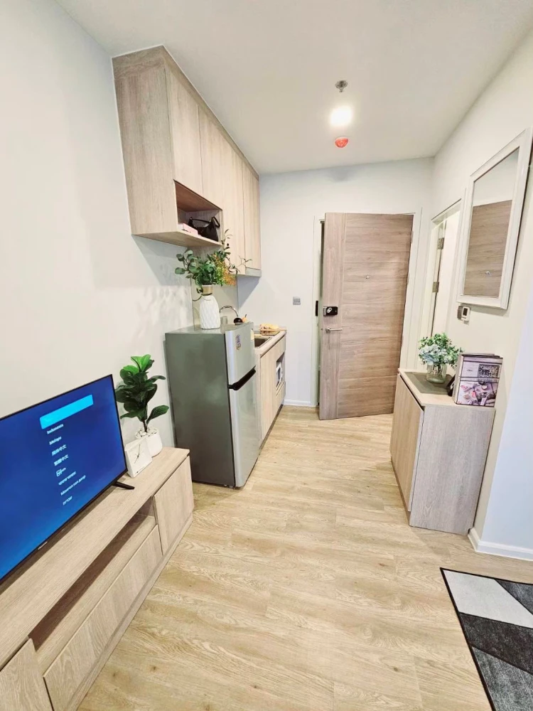 For rent: Modiz Sukhumvit 50, 7th floor, Building B, 1 bedroom, fully furnished, ready to reserve now.