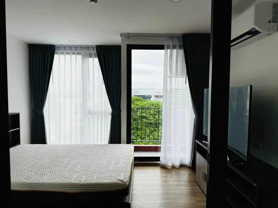 For rent: Cybic Ratchada 32, furniture in the whole room from Funibox, beautiful design, strong, well-organized, not cramped, you must book this.