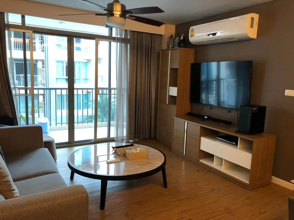 For rent: Siamese Nang Linchi, 2 bedrooms, 2 bathrooms, spacious area, fully furnished. Don't miss out!