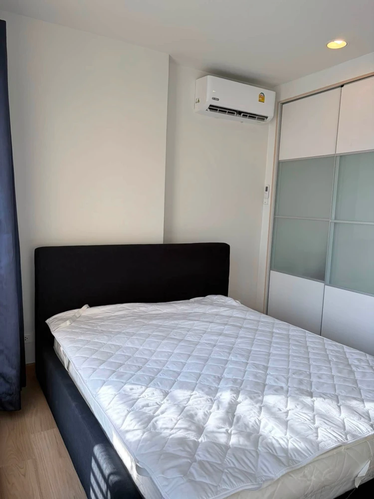 For rent: Diamond Sukhumvit, Studio room, fully furnished with appliances. Ready to move in.