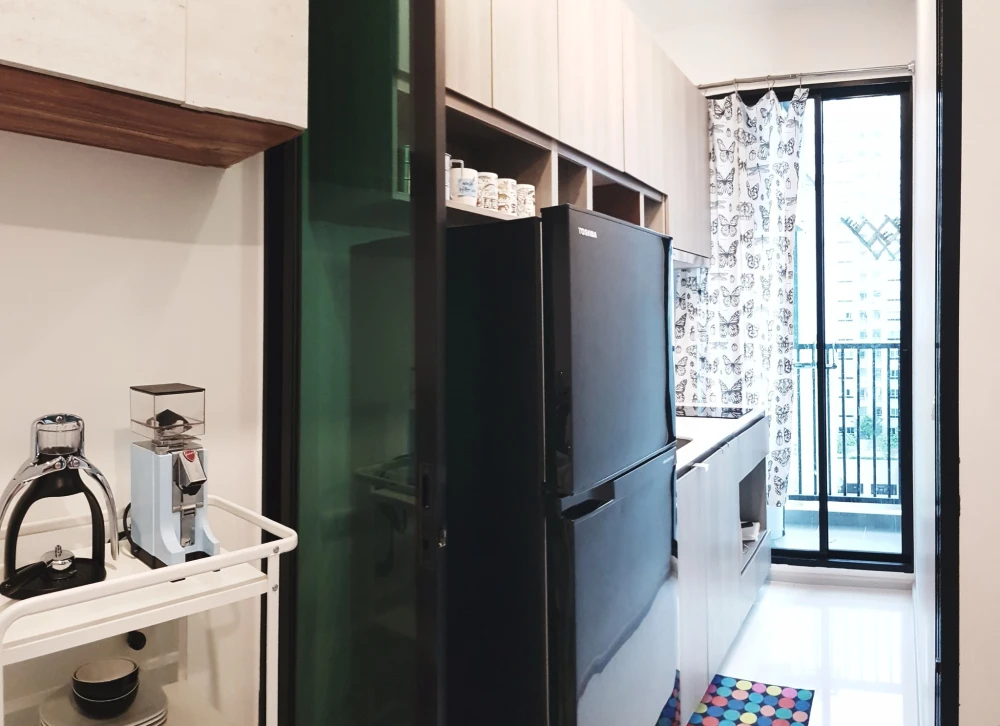 For rent: Knightsbridge Collage Ramkhamhaeng, 9th floor, fully furnished, fully equipped with electrical appliances. Don't miss it!