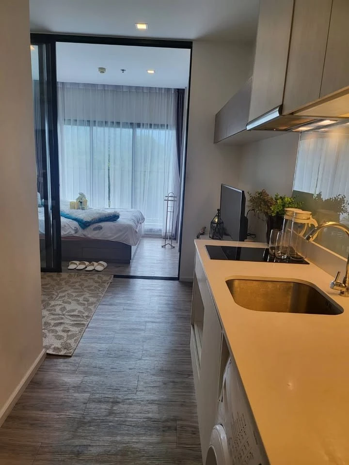 For rent: Knightsbridge The Ocean Sriracha, 6th floor, just the right height, shady and comfortable garden view, fully furnished, hurry up and grab it