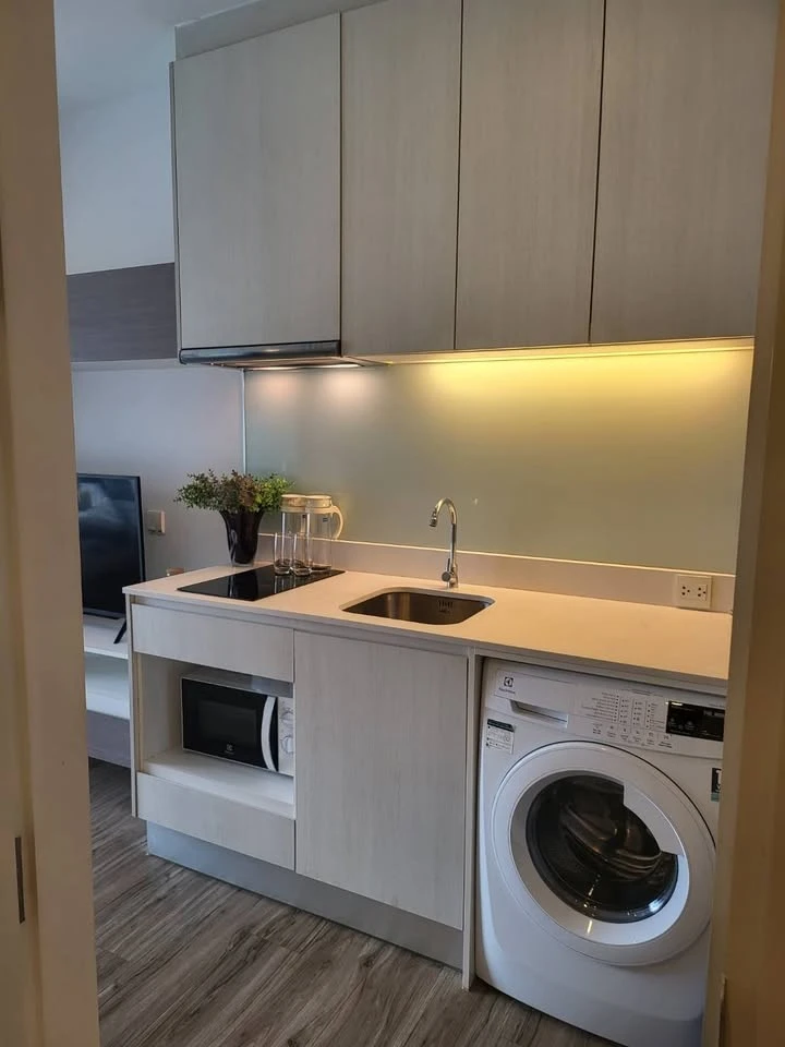 For rent: Knightsbridge The Ocean Sriracha, 6th floor, just the right height, shady and comfortable garden view, fully furnished, hurry up and grab it